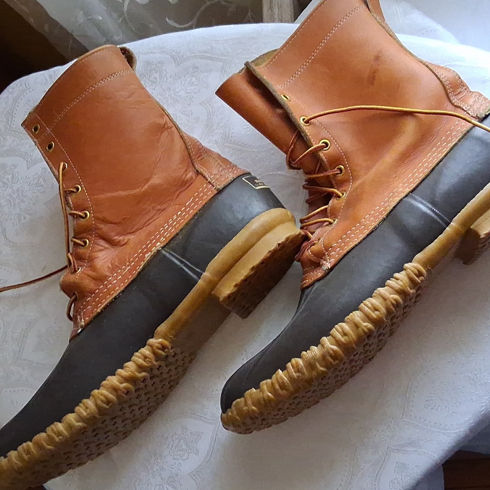 Vintage L.L. Bean Maine Hunting Boots  aka the Bean Boots aka Duck Boots - Picture 3 of 9